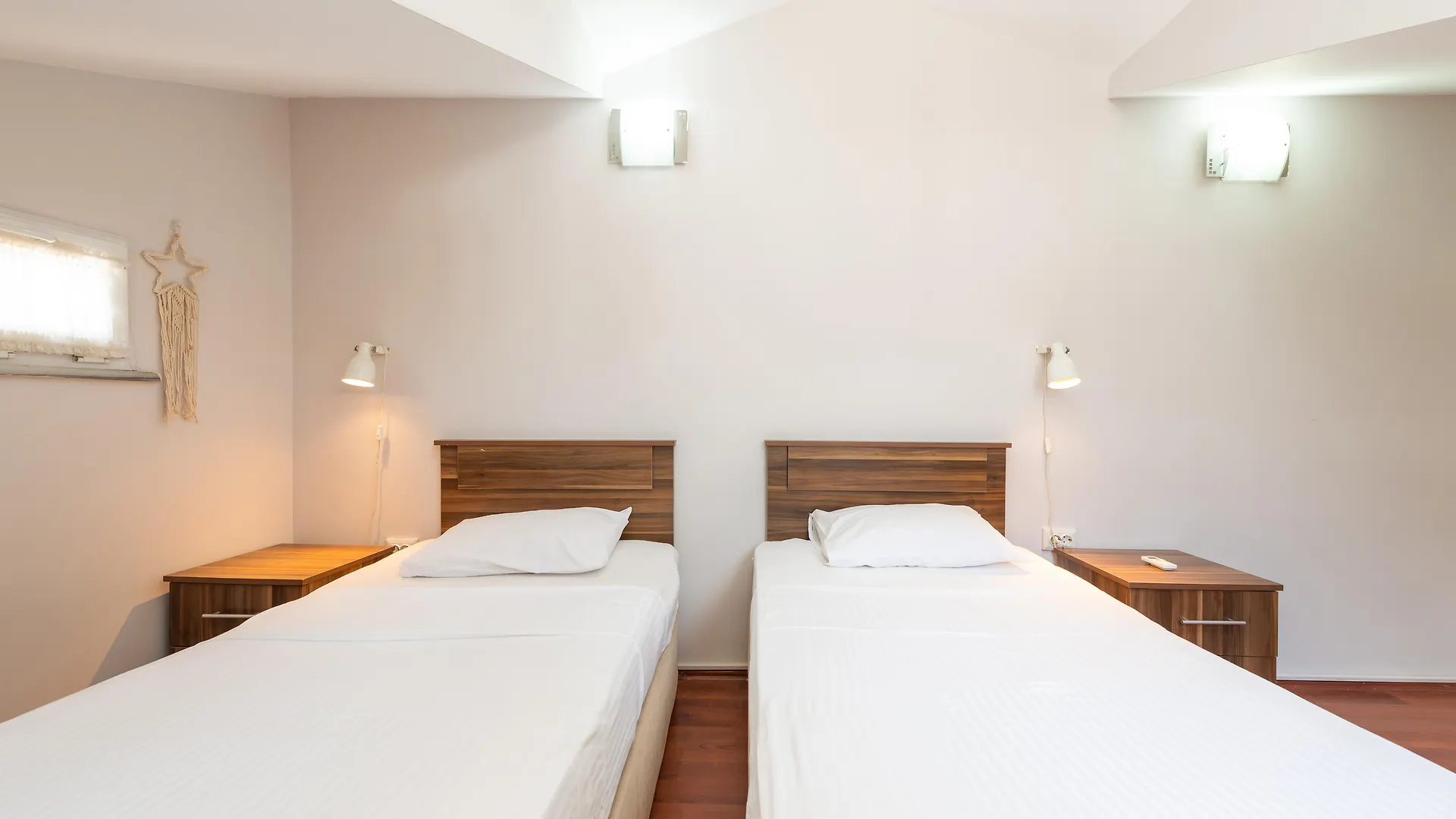 Dualis Hotel Istanbul